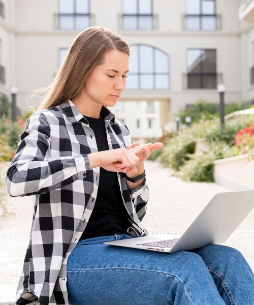 The Best Language Translators and Language Interpreters